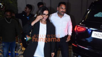 Photos: Ranveer Singh and Deepika Padukone snapped at PVR, Juhu