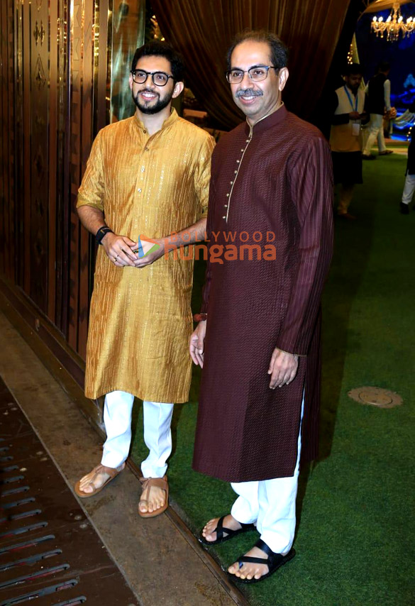 photos sanjay dutt ranveer singh janhvi kapoor and others attend anant ambani and radhika merchants mehendi ceremony 7