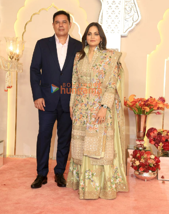 photos shah rukh khan salman khan ananya panday john cena sara ali khan and others attend the wedding ceremony of anant ambani and radhika merchant 947 8 photos shah rukh khan salman khan ananya panday john cena sara ali khan and others attend the wedding ceremony of anant ambani and radhika merchant 947 8