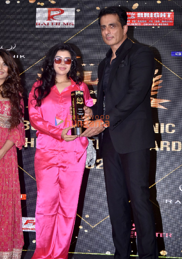photos sonu sood and others attend bollywoods iconic achievement awards 2024 6