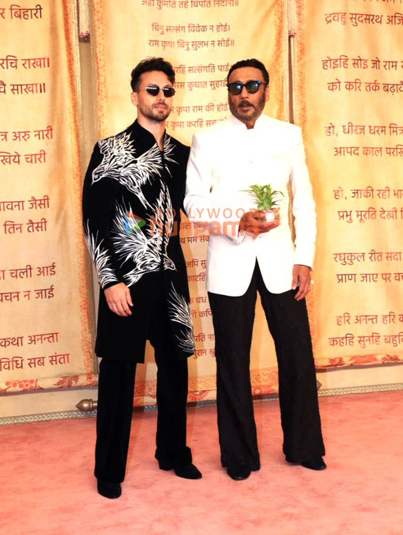 photos tiger shroff sunny deol and others attend anant ambani and radhika merchants wedding reception 1