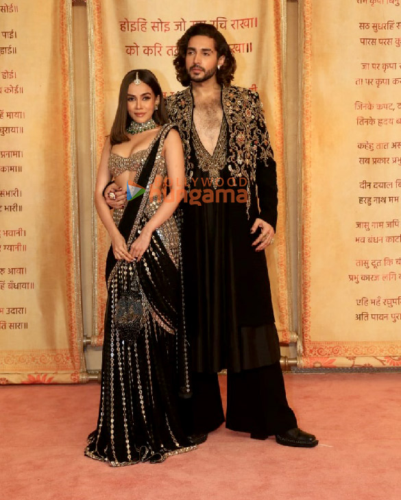 photos tiger shroff sunny deol and others attend anant ambani and radhika merchants wedding reception 20
