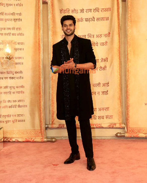 photos tiger shroff sunny deol and others attend anant ambani and radhika merchants wedding reception 25