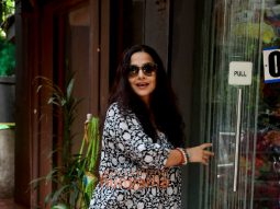 Photos: Vidya Balan snapped in Bandra