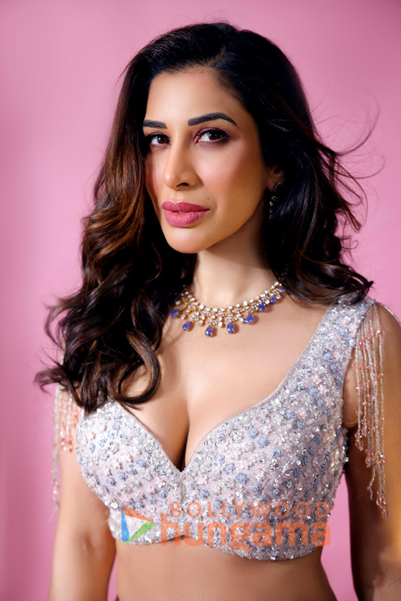 sophie choudry 28 3