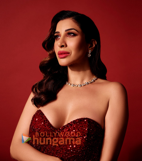 sophie choudry 34 3
