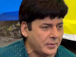 Sudesh Lehri shines in a green kurta at Laughter Chefs set