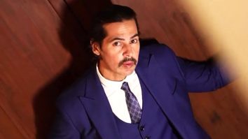 Take us back to the retro era with this look, Dino Morea!