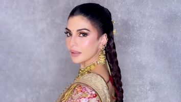 The glam look is absolutely mesmerizing! Jacqueline Fernandez