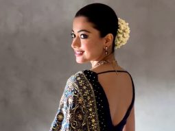 Uff that smile! Rashmika Mandanna looks absolutely gorgeous