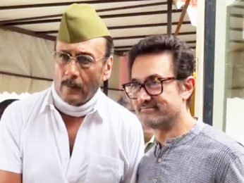 Aamir Khan gets clicked with Jackie Shroff & Shah Rukh Khan at a prayer meet Aamir Khan gets clicked with Jackie Shroff & Shah Rukh Khan at a prayer meet