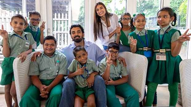 Athiya Shetty and KL Rahul come together to raise funds for Vipla Foundation
