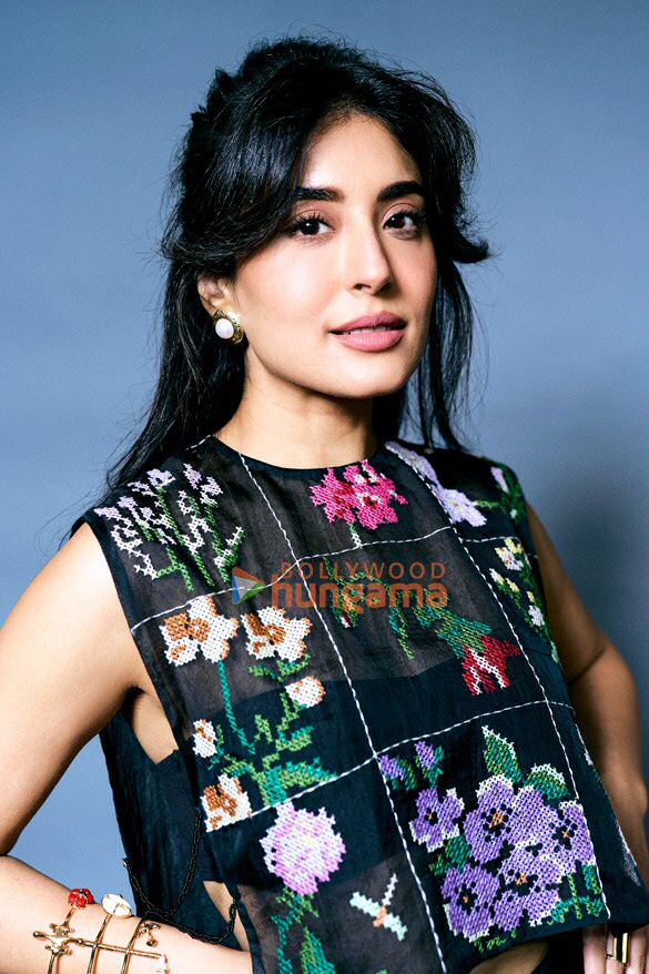 kritika kamra 3 27