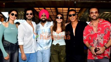 Photos: Akshay Kumar, Fardeen Khan, Vaani Kapoor, Ammy Virk and team Khel Khel Mein snapped during promotions