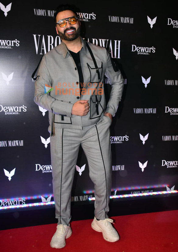 photos celebs grace the varoin marwahs event 15