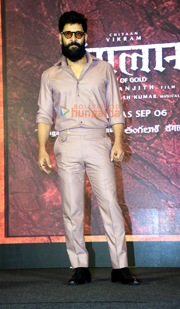 photos chiyaan vikram parvathy thiruvothu and p a ranjith snapped attending the press conference for thangalaan 5