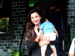 Photos: Gauahar Khan snapped with her son outside a cafe in Bandra