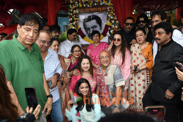 photos jackie shroff johny lever poonam dhillon and others grace the inauguration of late shri daya kishan sapru marg in andheri 2