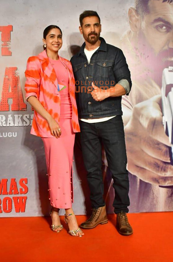 photos john abraham sharvari and others grace the premiere of vedaa 5