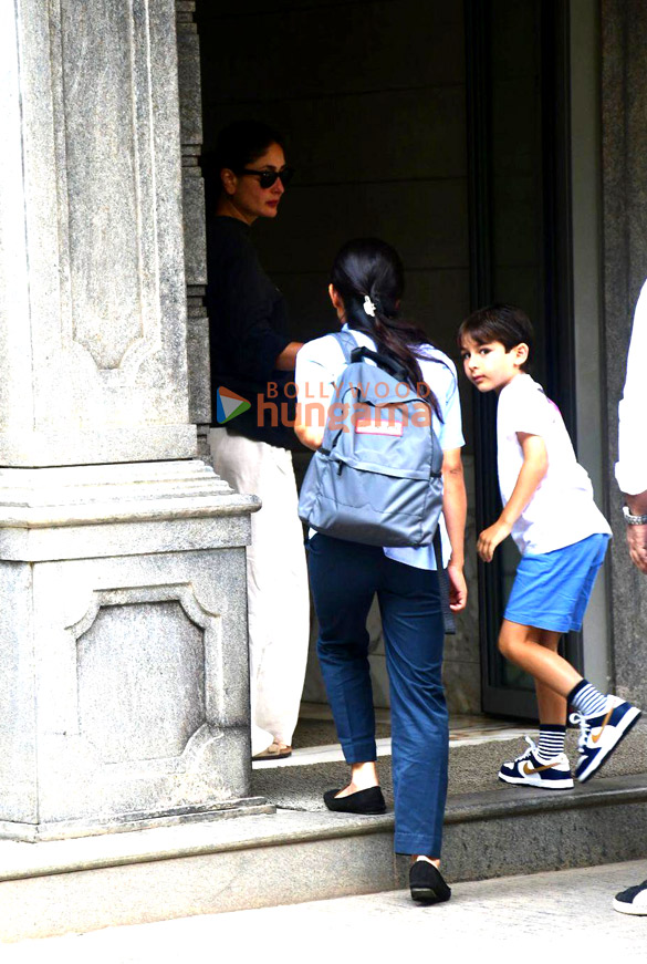 photos kareena kapoor khan snapped at randhir kapoors house in bandra 4
