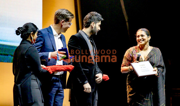 photos kartik aaryan ram charan karan johar and others get awarded at iffm 2024 9
