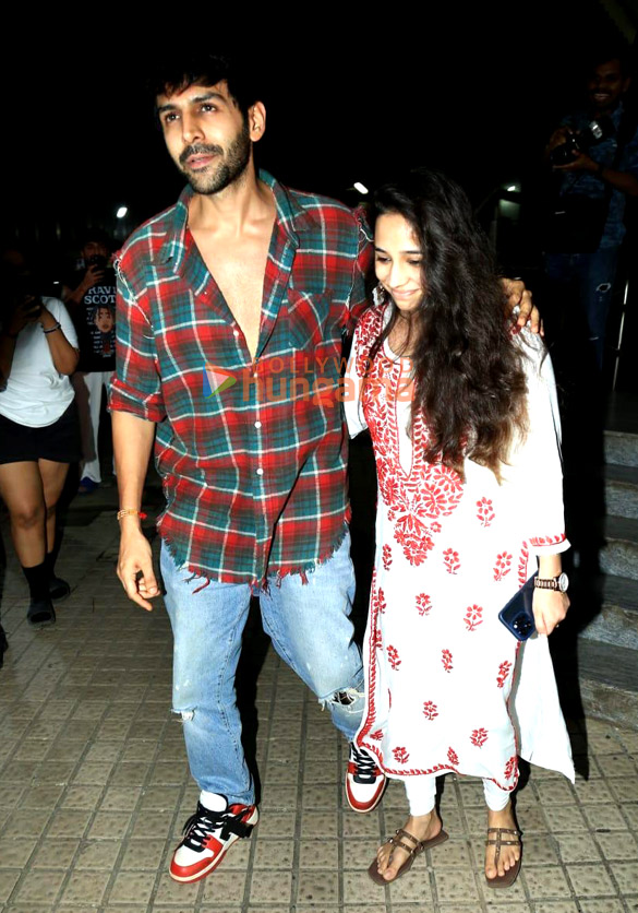 Photos: Kartik Aaryan and her sister Kritika Tiwari snapped outside Juhu PVR Photos: Kartik Aaryan and her sister Kritika Tiwari snapped outside Juhu PVR