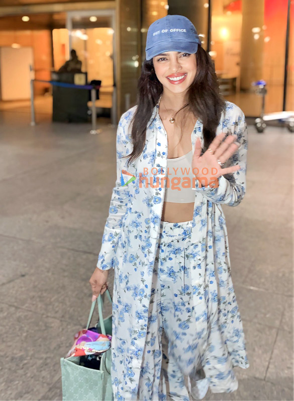 Photos: Priyanka Chopra Jonas, Shilpa Shetty, Farah Khan and others snapped at the airport