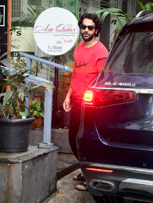 photos rajkummar rao spotted at krome studio in bandra 5