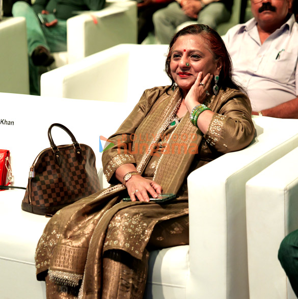 photos salman khan amruta fadnavis and others at amruta fadnaviss eco friendly lord ganesh movement bacche bole morya at dome svp stadium 17