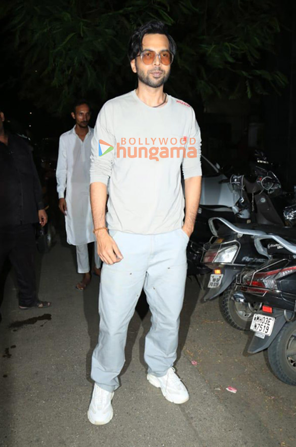 photos shraddha kapoor varun dhawan and others grace the success party of stree 2 8