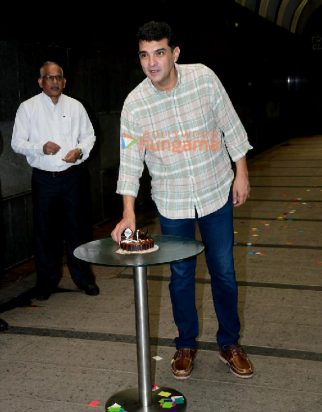 Photos: Siddharth Roy Kapur snapped cutting his birthday cake