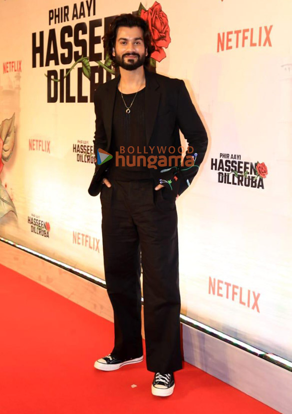 photos taapsee pannu sunny kaushal and others grace the premiere of phir aayi hasseen dillruba 8