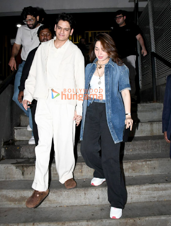 photos tamannaah bhatia and vijay spotted at bandra 4