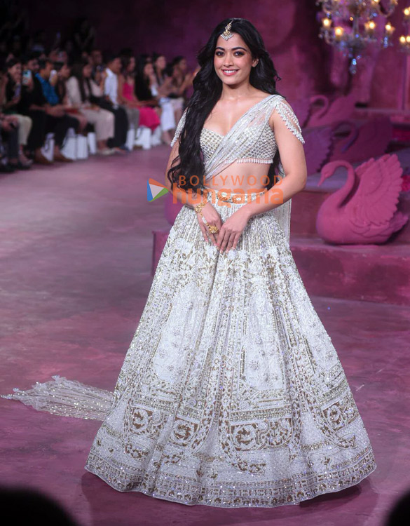 photos vicky kaushal and rashmika mandanna walk the ramp for falguni and shane peacock at india couture week 2024 5