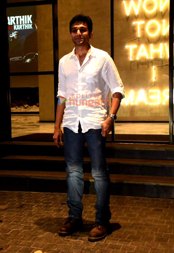 pratik gandhi saiyami kher divyendu sharma snapped at excel entertainment office for the screening of their film agni 5