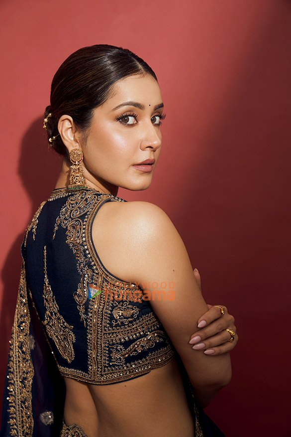 raashii khanna 9 13