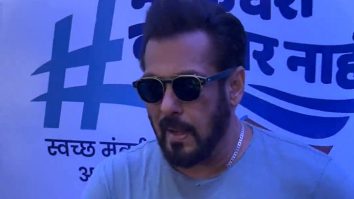 Salman Khan gets clicked by paps at an event with Amruta Fadnavis