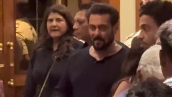 Salman Khan sports a black tshirt at Angry Young Men trailer launch