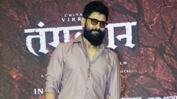 Absolutely rocking! Chiyaan Vikram ready for ‘Thangalaan’ promotions