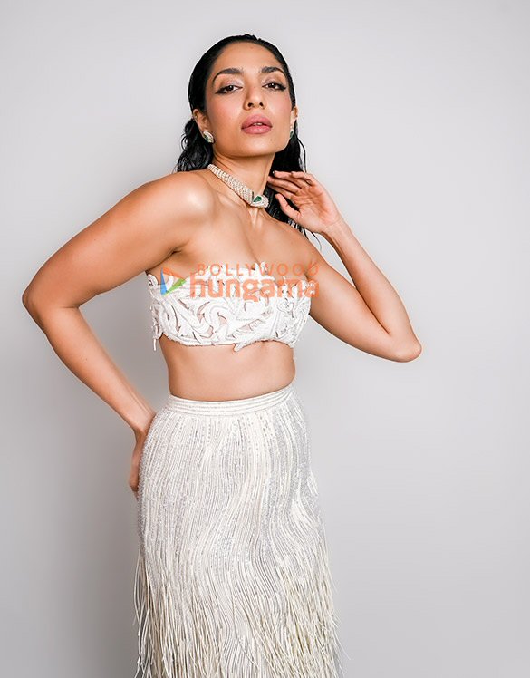 sobhita dhulipala 7 12