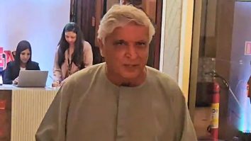 The evergreen Javed Akhtar poses for paps at Angry Young Men trailer launch