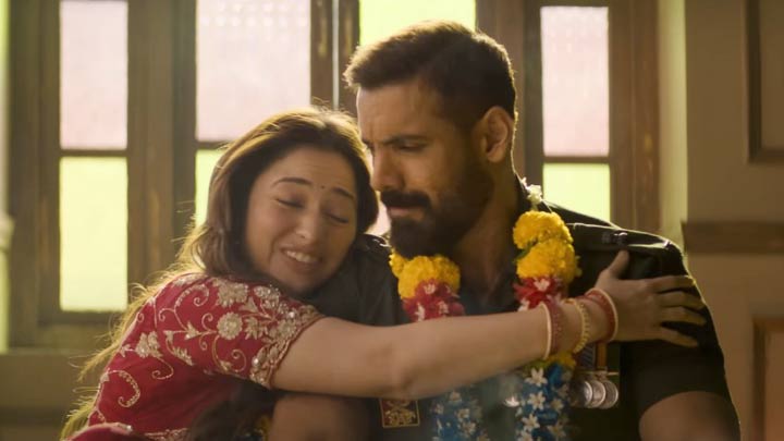 Zaroorat Se Zyada – Vedaa | John Abraham, Tamannaah Bhatia | Arijit Singh, Amaal Mallik, Kunaal Vermaa Zaroorat Se Zyada – Vedaa | John Abraham, Tamannaah Bhatia | Arijit Singh, Amaal Mallik, Kunaal Vermaa