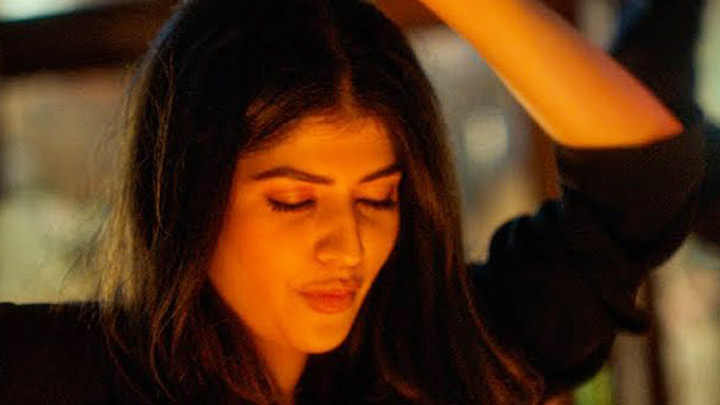 Binny and Family: Shake the Body | Anjini Dhawan Binny and Family: Shake the Body | Anjini Dhawan