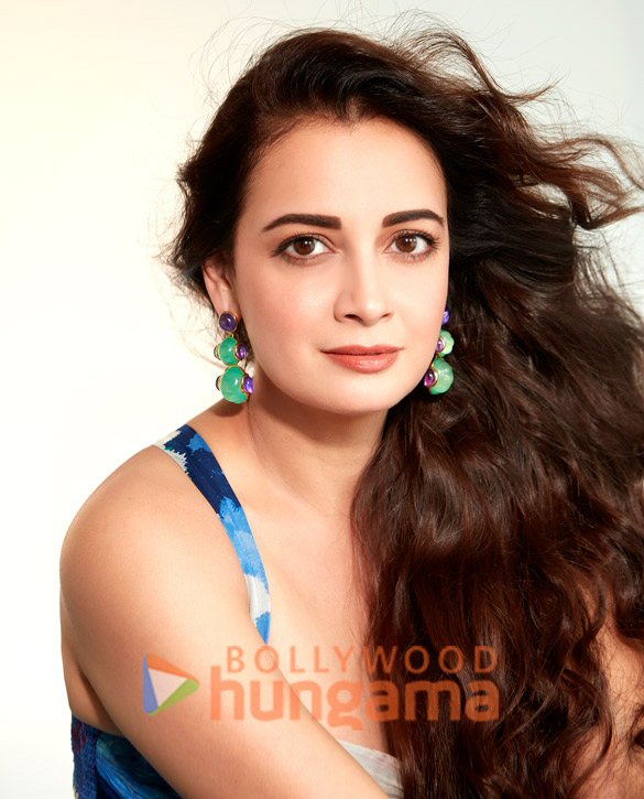 dia mirza 4 39