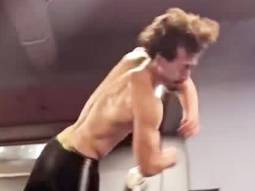 Need that energy in life! Let’s declare Tiger Shroff as the king of backflips