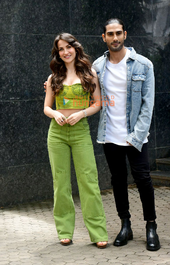 photos elli avrram and prateik babbar snapped promoting their song tere dar pe sanam 5