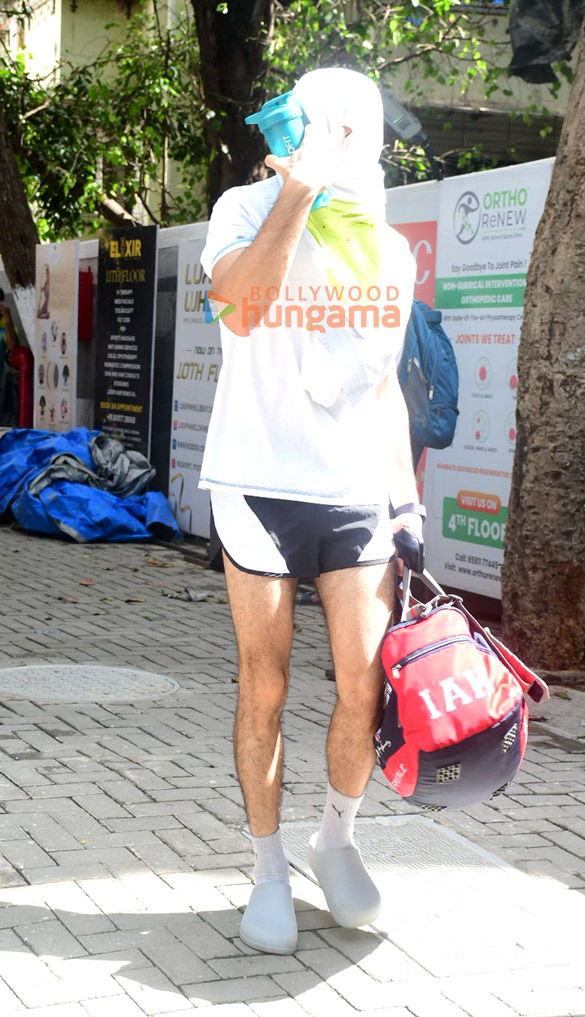 photos ibrahim ali khan spotted at the gym in santacruz 1