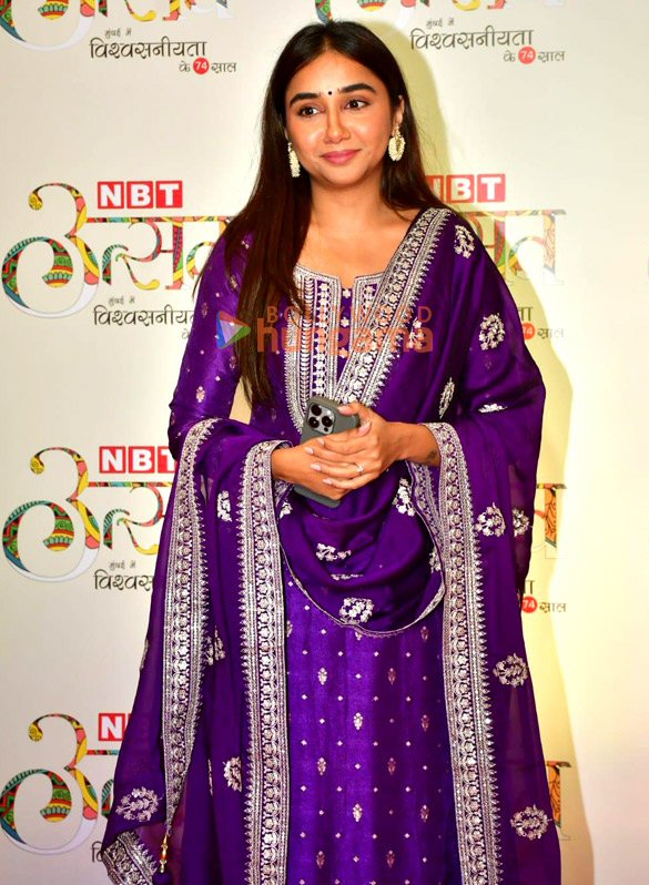 photos kartik aaryan ananya panday sharvari and others grace nbt utsav award 2024 16