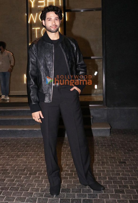 photos manushi chhillar malavika mohanan and others grace the special screening of yudhra 145 2