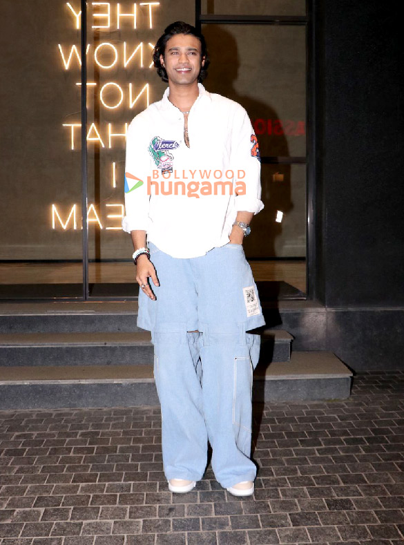 photos manushi chhillar malavika mohanan and others grace the special screening of yudhra 958 2